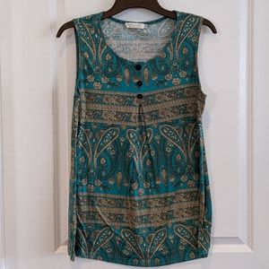 Scoop Neck Tank NWOT